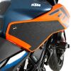 R&G EZRG521BL Ochranná folie na nádrž KTM 125/250/390 Duke černá